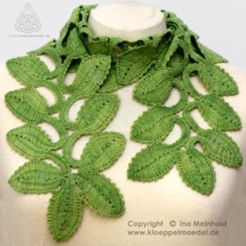 Preview: 334  Klöppelbrief Lace-Schal "Blättchen“