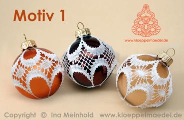Preview: 447 Klöppelbrief Verzierungen für Christbaumkugeln 6 cm und 8 cm 6 verschiedene Muster - Motiv 1