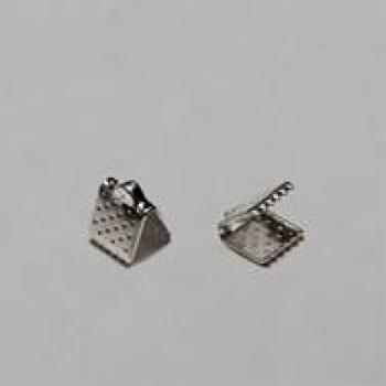 M012 2 Krampen 6x6mm