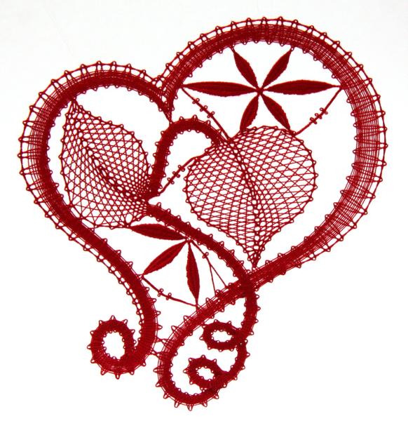 192 Klöppelbrief Großes Valentinsherz „Blüten und Blätter“