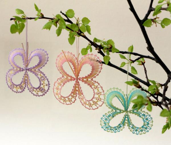 374 Klöppelbrief "Kleines Schmetterlings-Trio"