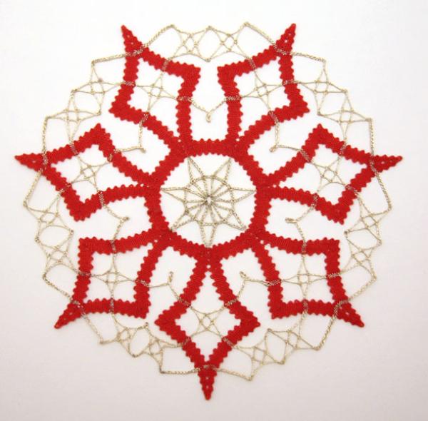 162 Klöppelbrief Deckchen  „Zaubersternchen“