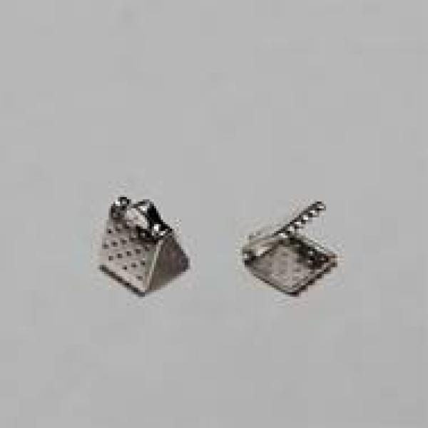 M012 2 Krampen 6x6mm